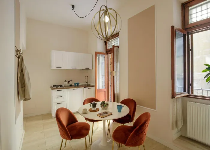 Sistina Appartement *